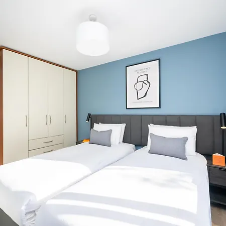 Staycity Aparthotels Dublin Augustine Exterior photo
