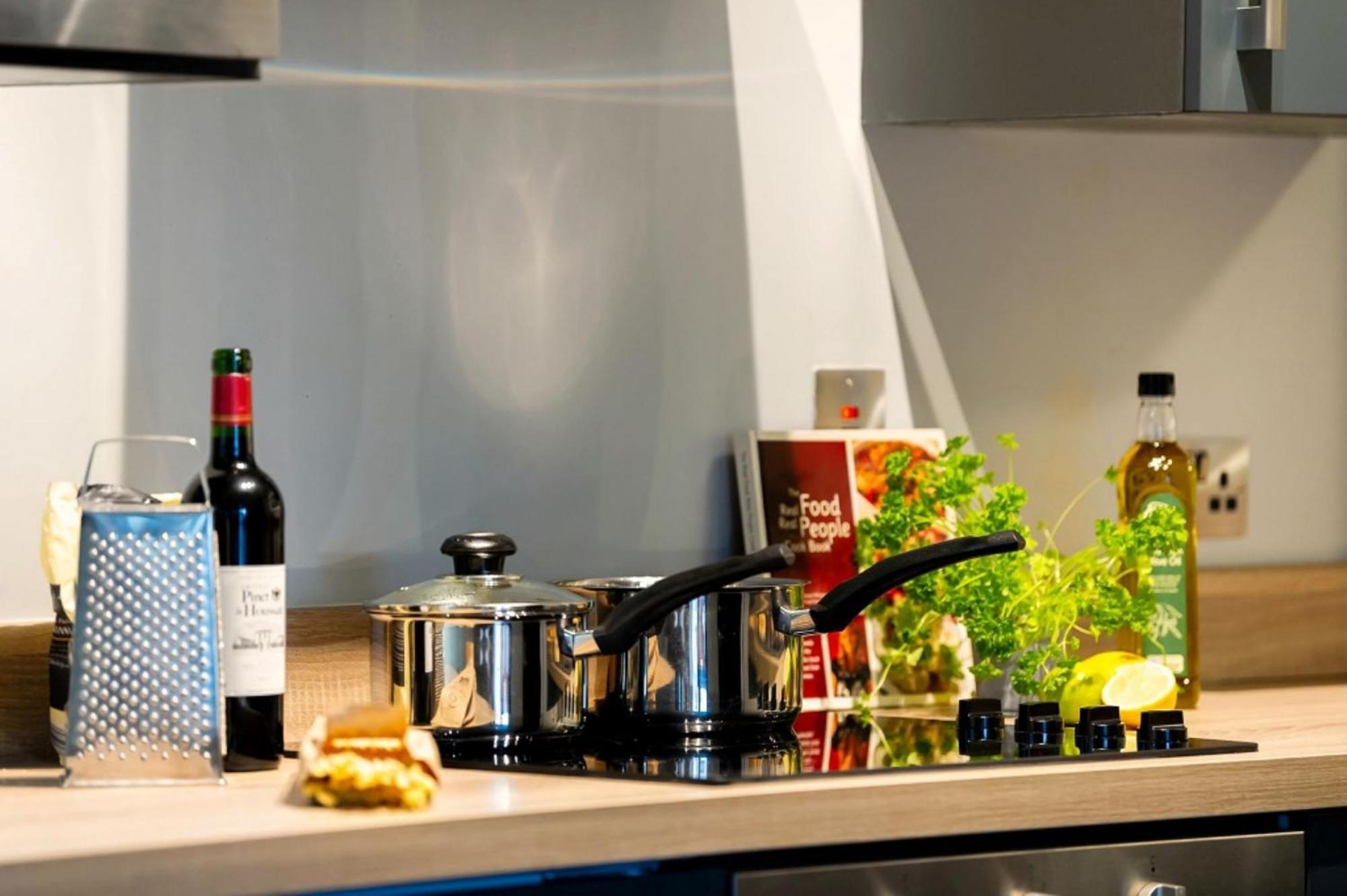 Aparthotel Staycity Augustine