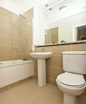 Staycity Augustine 3* Dublino